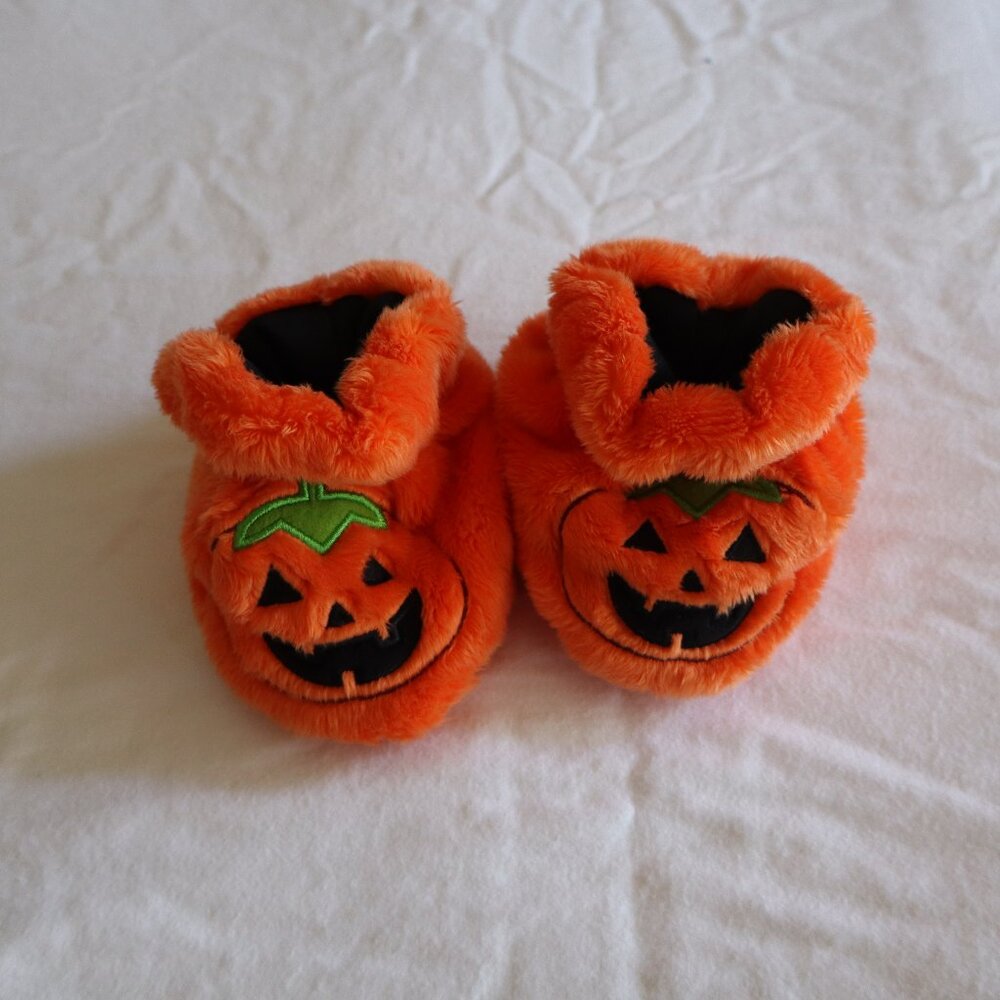 Halloween Pumpkin Jack o Lantern Infant slippers/booties